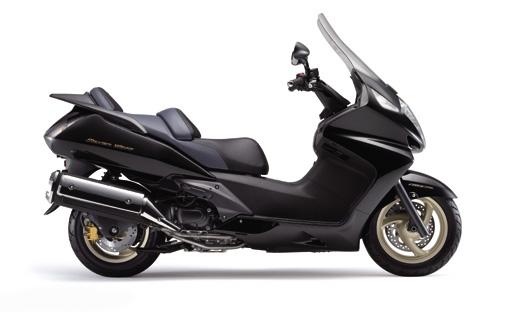 出售本田摩托车silverwing600